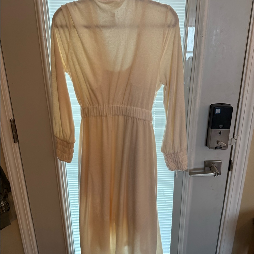 Soma Cream Long Sleeve Robe NWT+Soft Terry Cover Up NWOT in Coconut - Picture 2 of 9